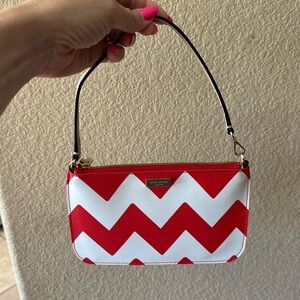 NWOT Kate spade chevron wristlet